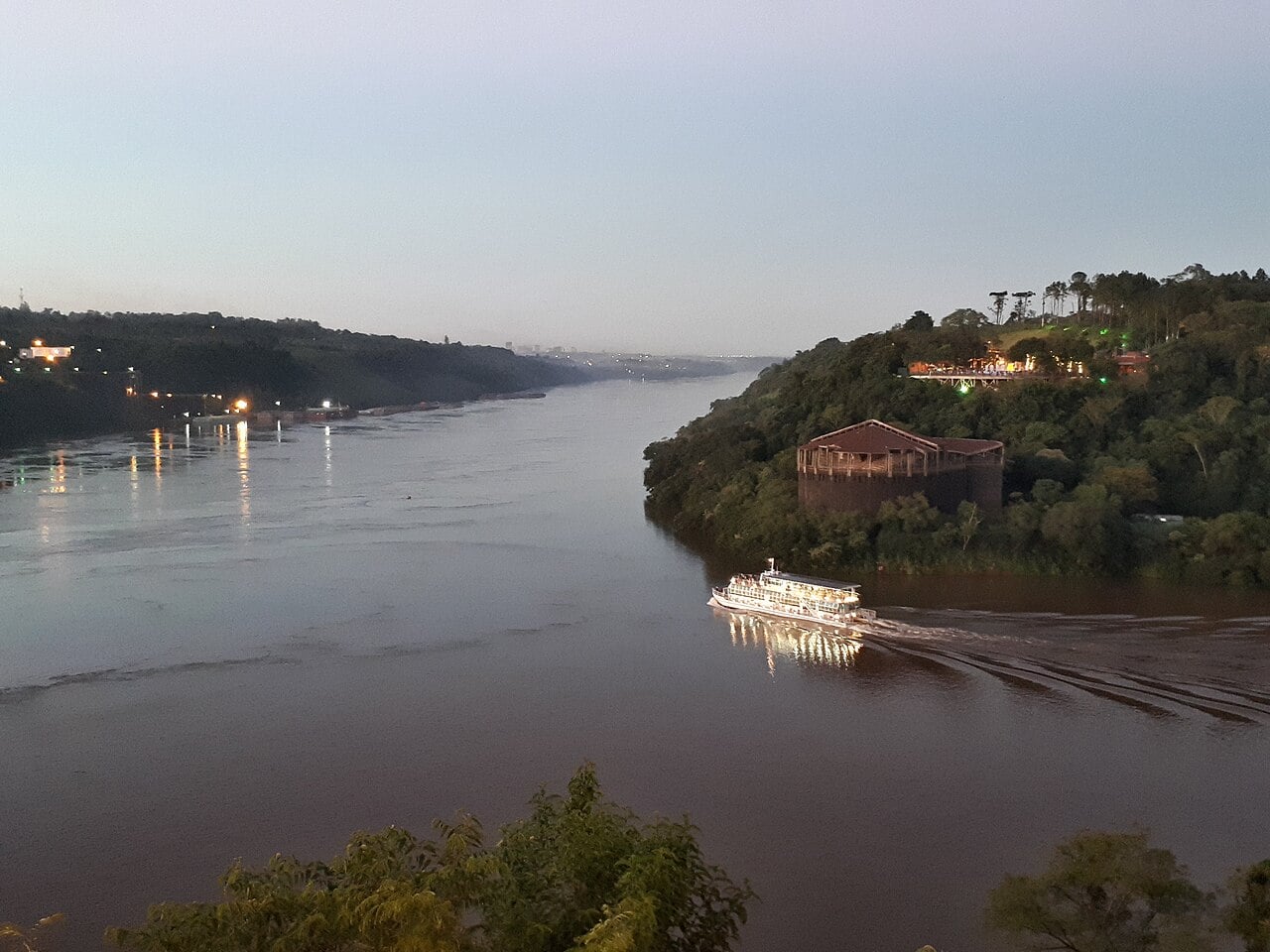 Paraguay Flood Near Iguaz&uacute; Uproots Hundreds
